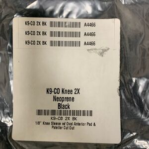 2 X-Large 1/8” neoprene knee sleeve with patellar cut out